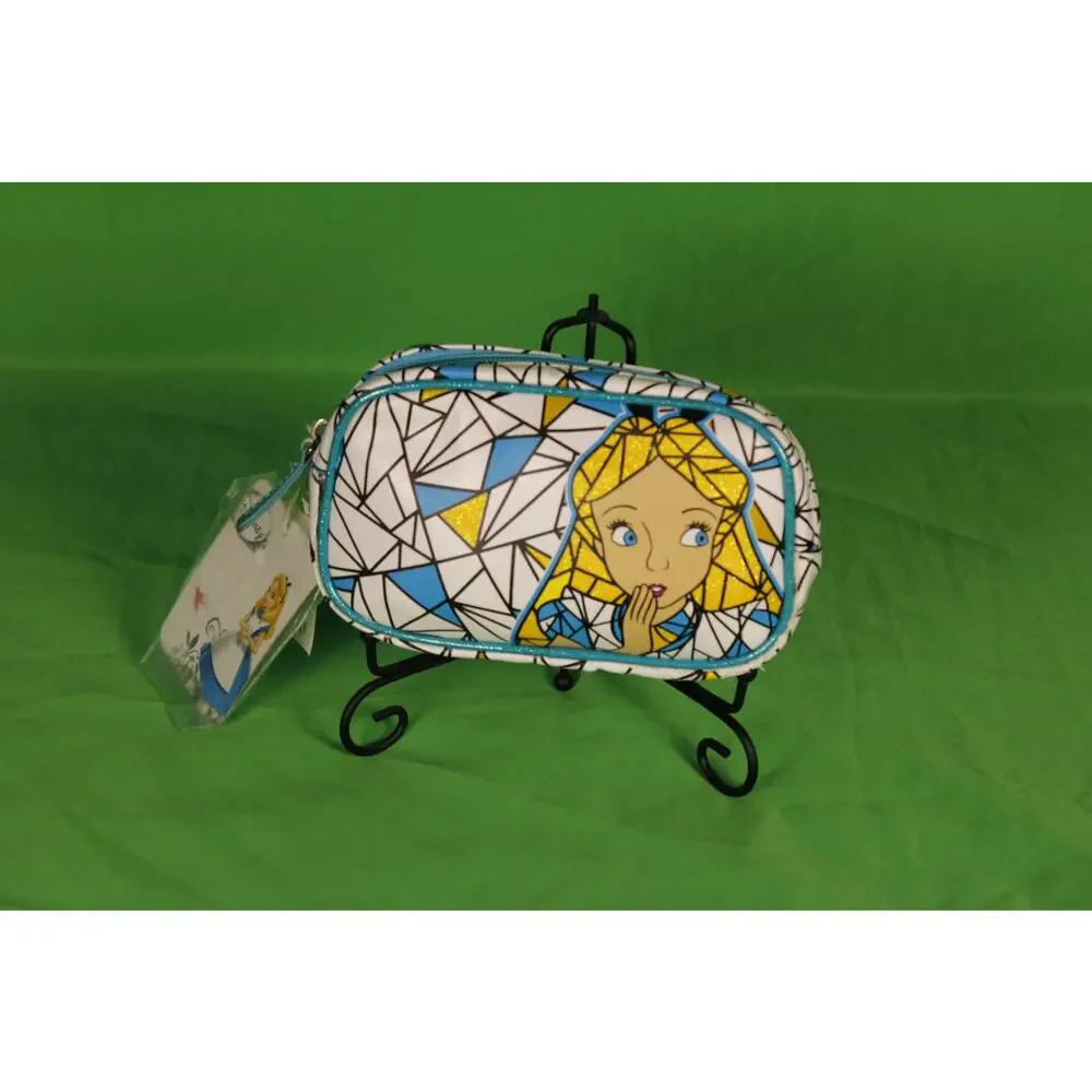 Loungefly Heart Logo Alice in Wonderland Makeup Pouch – Rare – NWT w/ Defects